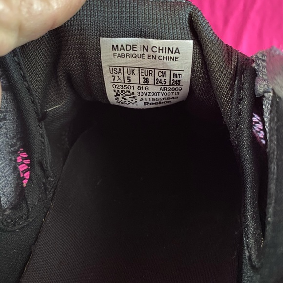 👠Reebok Woman’s Like New Shoes Size 7 1/2 - Picture 4 of 6